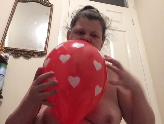 Arikajira Valentines Day Balloon Crush 2