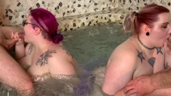 Doppel User Blowjob mit Abby im Whirlpool