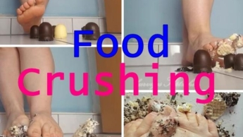 Food Crushing – Kätzchen zermatscht genüsslich …