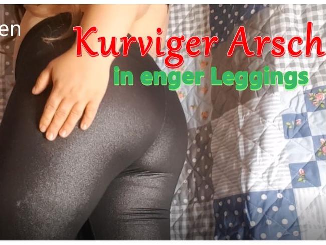 Gänzende Leggings an meinem Molligen Arsch !