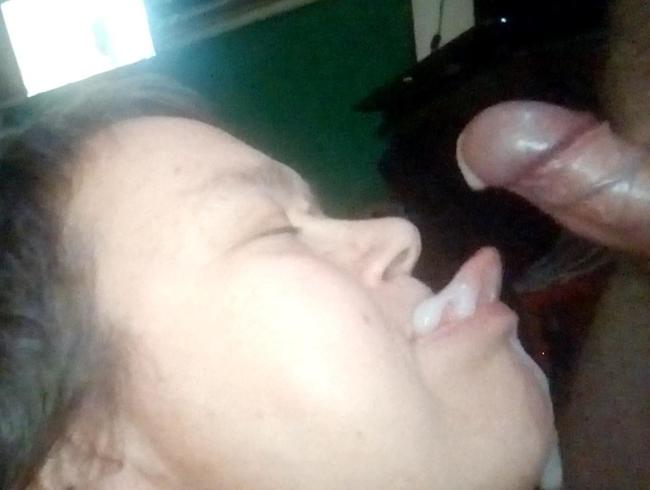 Großer Cumshot in Jens Hot Mouth