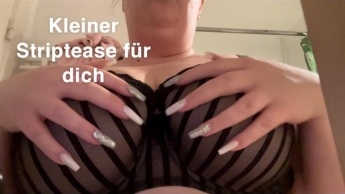 Kleiner Striptease für dich