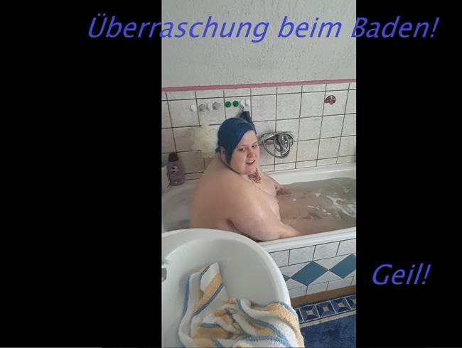 Überraschung beim Baden !