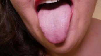Die Zunge und ihre Plastizität – (kein Sprechen)